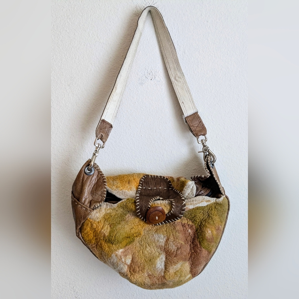 URBAN GYPSY Christina Hankins Artist Boiled Wool Tan Leather Boho Hobo Purse